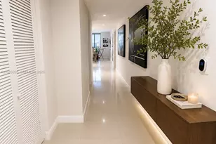185 SW 7th St, Miami, FL 33130 - Photo 3