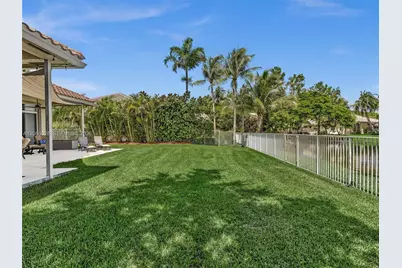 16247 Erie Pl, Davie, FL 33331 - Photo 37
