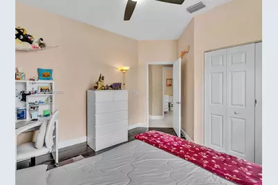 16247 Erie Pl, Davie, FL 33331 - Photo 23