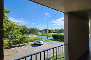 7981 S French Dr, Pembroke Pines, FL 33024 - Photo 7