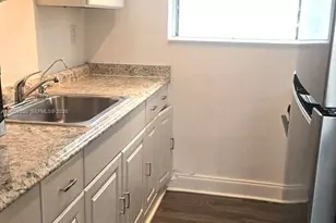 7720 Harding Ave, Miami Beach, FL 33141 - Photo 3