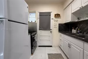 650 84th St, Miami Beach, FL 33141 - Photo 5