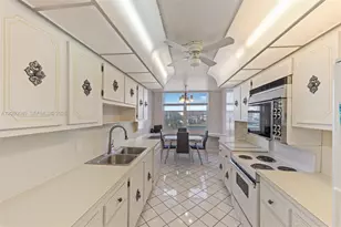 2751 S Ocean Dr, Hollywood, FL 33019 - Photo 13