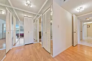 2751 S Ocean Dr, Hollywood, FL 33019 - Photo 25