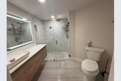 9405 Fontainebleau Blvd #113-22, Miami, FL 33172 - Photo 19