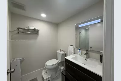 9405 Fontainebleau Blvd #113-22, Miami, FL 33172 - Photo 13