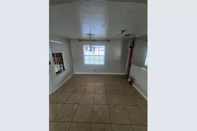 1795 NW 85th St, Miami, FL 33147 - Photo 9