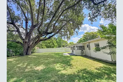 1471 NE 132nd Rd, North Miami, FL 33161 - Photo 21