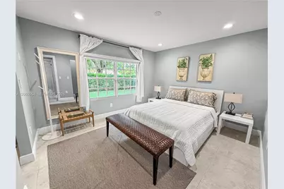 1471 NE 132nd Rd, North Miami, FL 33161 - Photo 9