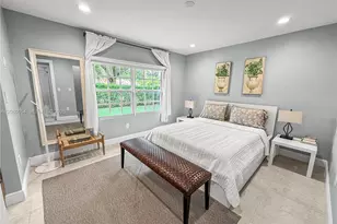 1471 NE 132nd Rd, North Miami, FL 33161 - Photo 9