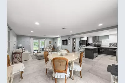1471 NE 132nd Rd, North Miami, FL 33161 - Photo 5