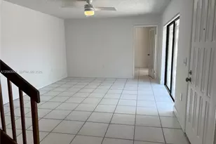 9105 SW 19th Pl, Davie, FL 33324 - Photo 13