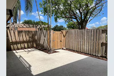 9105 SW 19th Pl #A, Davie, FL 33324 - Photo 3