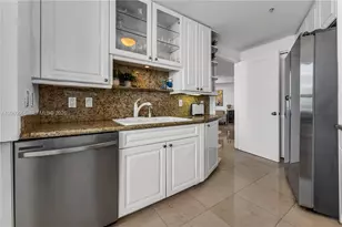 848 Brickell Key Dr, Miami, FL 33131 - Photo 21