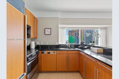 1435 Brickell Ave #3212, Miami, FL 33131 - Photo 11