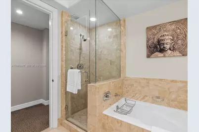 1435 Brickell Ave #3212, Miami, FL 33131 - Photo 21