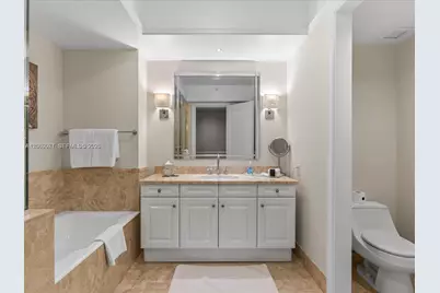 1435 Brickell Ave #3212, Miami, FL 33131 - Photo 19