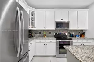 425 NW 33rd Ln, Pompano Beach, FL 33069 - Photo 9