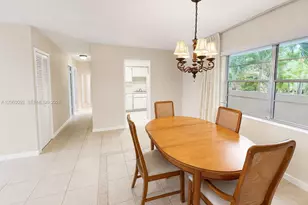 220 Kings Point Dr, Sunny Isles Beach, FL 33160 - Photo 3