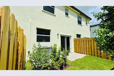 2632 SE 27th Dr, Homestead, FL 33035 - Photo 9