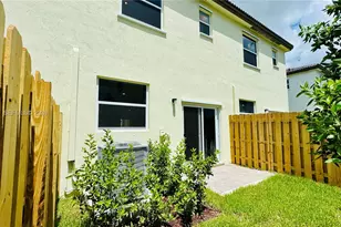 2632 SE 27th Dr, Homestead, FL 33035 - Photo 9