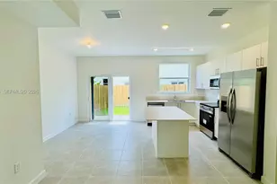 2632 SE 27th Dr, Homestead, FL 33035 - Photo 3