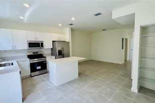 2632 SE 27th Dr, Homestead, FL 33035 - Photo 5