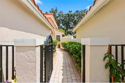 7215 Whitfield Ave, Boynton Beach, FL 33437 - Photo 5