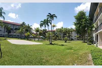 8107 SW 72nd Ave #416E, Miami, FL 33143 - Photo 7