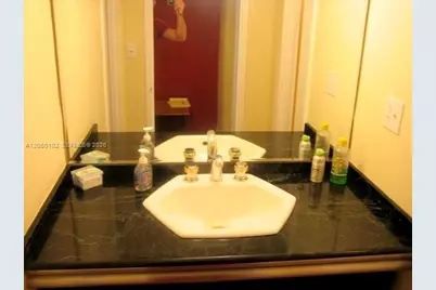 100 Lincoln Rd #427, Miami Beach, FL 33139 - Photo 13