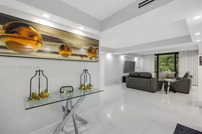 13953 Kendale Lakes Cir #B205, Miami, FL 33183 - Photo 1