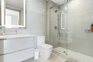 18201 Collins Ave, Sunny Isles Beach, FL 33160 - Photo 27