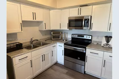 3720 Harrison St #1, Hollywood, FL 33021 - Photo 5