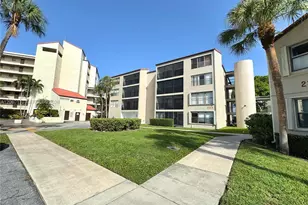 2324 S Cypress Bend Dr, Pompano Beach, FL 33069 - Photo 1