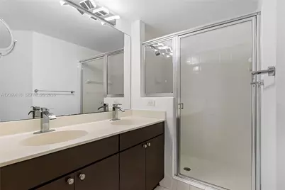 17150 N Bay Rd #2320, Sunny Isles Beach, FL 33160 - Photo 7