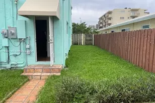 1735 Jefferson St, Hollywood, FL 33020 - Photo 11