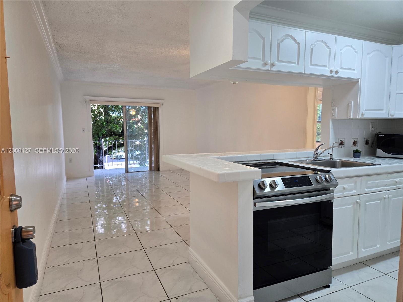 6200 W Flagler St #201 - 6200 W Flagler St #201, Miami, FL 33144 Luxury Property | Jose Angel Pina