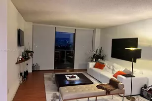 3625 N Country Club Dr, Aventura, FL 33180 - Photo 3