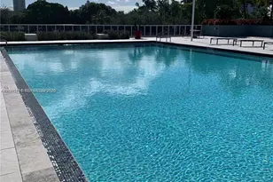 3625 N Country Club Dr, Aventura, FL 33180 - Photo 15