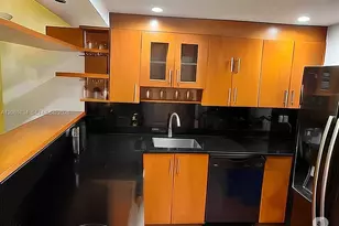 3625 N Country Club Dr, Aventura, FL 33180 - Photo 9