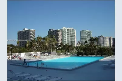 3625 N Country Club Drive #1805, Aventura, FL 33180 - Photo 15