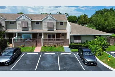 309 W Hemingway Cir, Margate, FL 33063 - Photo 9