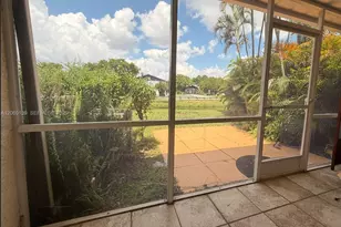 309 W Hemingway Cir, Margate, FL 33063 - Photo 17