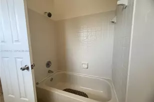 309 W Hemingway Cir, Margate, FL 33063 - Photo 29