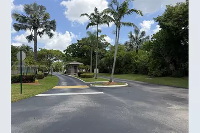 309 W Hemingway Cir, Margate, FL 33063 - Photo 53