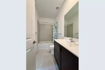 18110 SW 148th Rd, Miami, FL 33187 - Photo 9