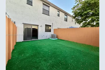 18110 SW 148th Rd, Miami, FL 33187 - Photo 17