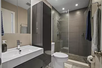 4910 NW 102nd Ave #203-8, Doral, FL 33178 - Photo 9