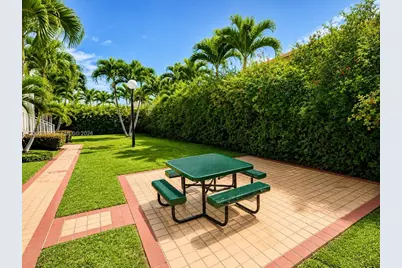 1027 94th St #4, Bay Harbor Islands, FL 33154 - Photo 19