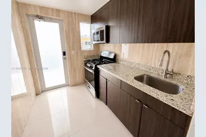 1027 94th St #4, Bay Harbor Islands, FL 33154 - Photo 3